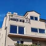 Apartments Mirta