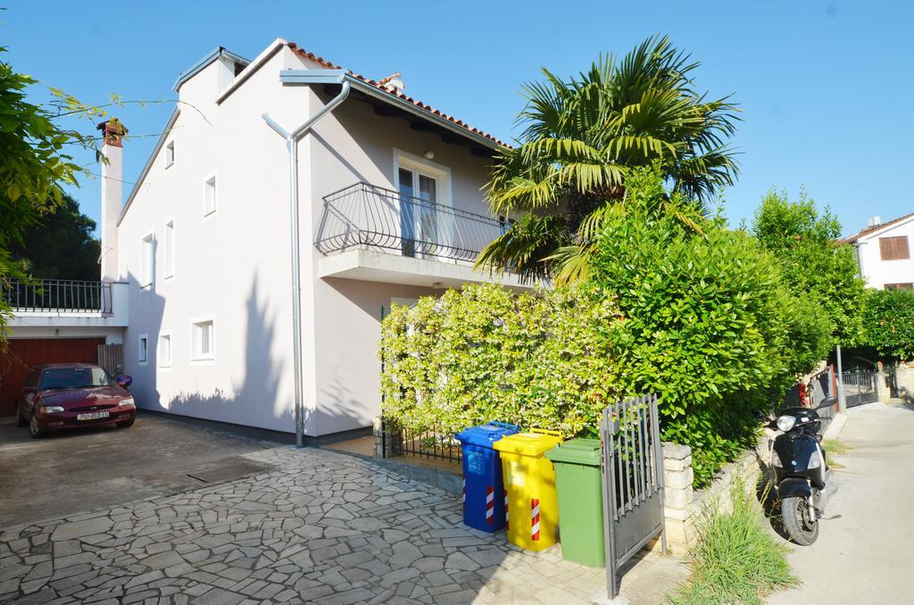 Mirta Apartment *